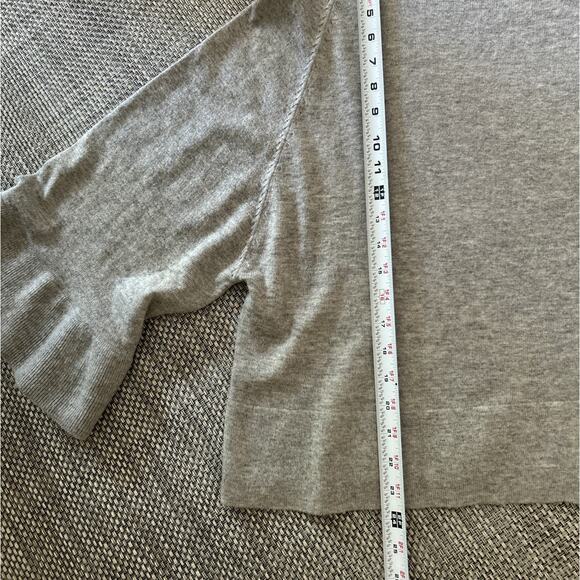 THML Anthro Wool Blend Bell Sleeve Oversized Cropped Gray Crew Neck Sweater sz M - Picture 6 of 6